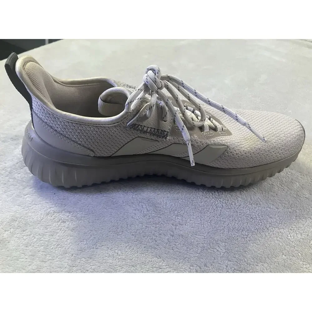 adidas Kaptir 4.0 Wonder Beige/Charcoal Low Top Lace-Up Sneaker 7.5 Men’s